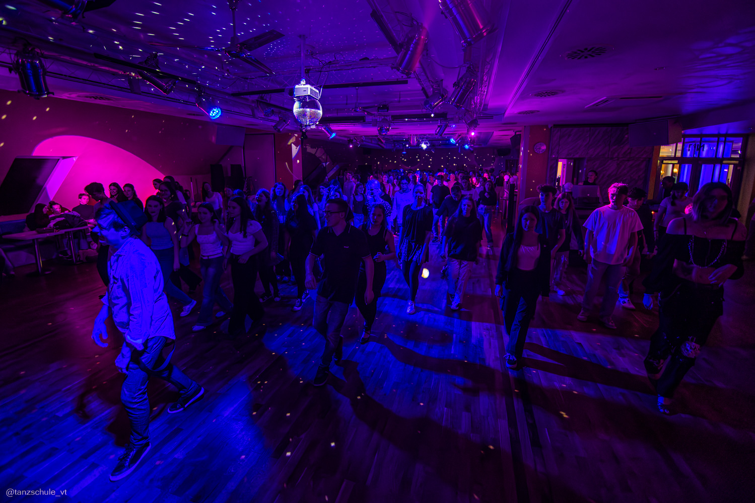 20240420 Huckepack Tanzparty 3361